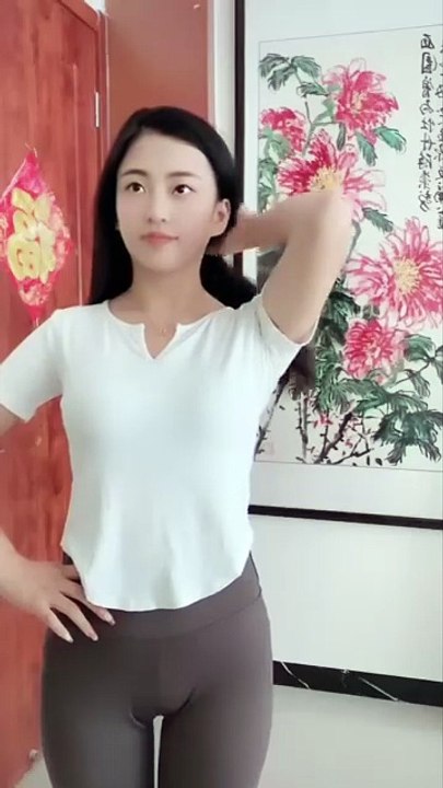 1000027079