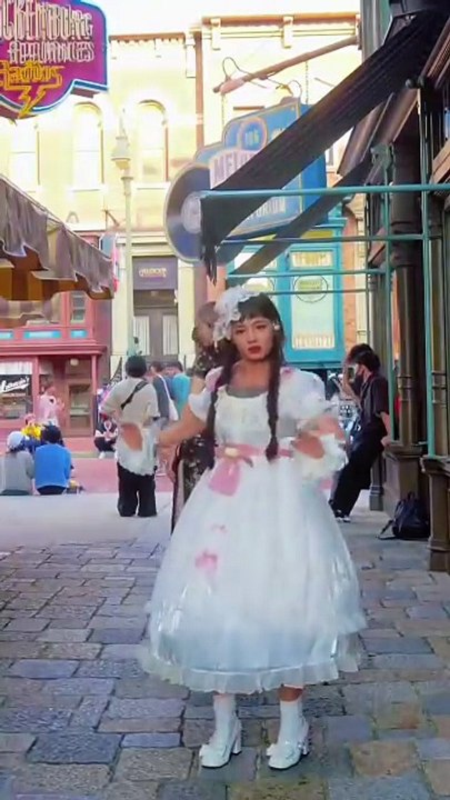 Robot Queen in JAPAN USJ🤖🥰