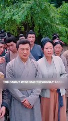 👧✨ Every Time the Little Girl Ate Chicken, GOLD Appeared! 🍗💎