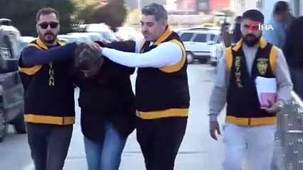 36 yıl hapis cezasıyla aranıyordu yakalandı: Sahte kimlikle 7 kitap yayınlamış, konferanslar düzenlemiş