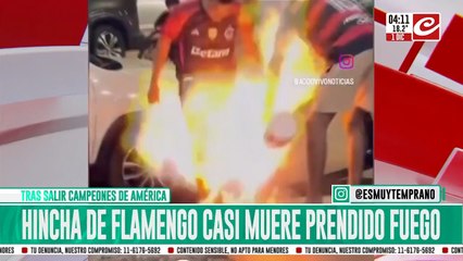 Tremendo: quiso quemar una camiseta del Palmeiras y casi muere prendido fuego