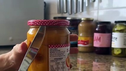 How to Open a Tight Jar Lid Easily: The Chef's Secret Air Pressure Technique