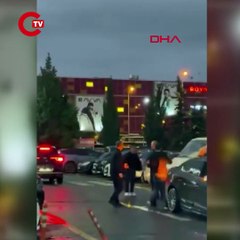 Beylikdüzü'nde AVM'de sürücüler arasında yumruklu otopark yeri kavgası