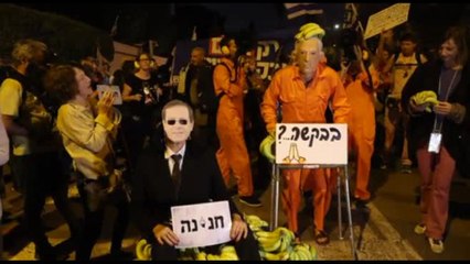 Israele, proteste sotto casa di Herzog: "No alla grazia a Netanyahu"