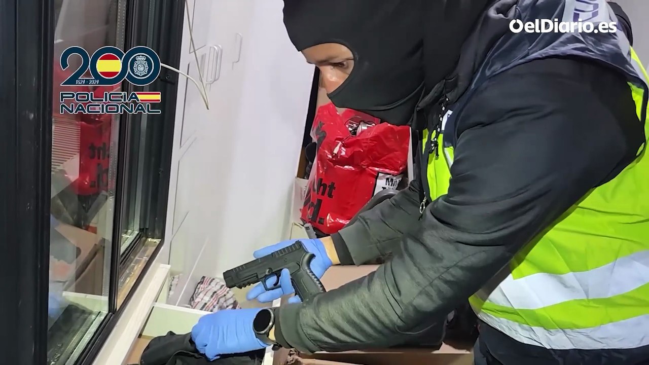 Imágenes de la detención de los integrantes del grupo terrorista 'The Base' en la provincia de Castellón