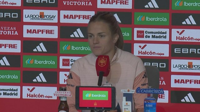 Irene Paredes transmite el sentir del vestuario tras la lesión de Aitana antes de la final contra Alemania