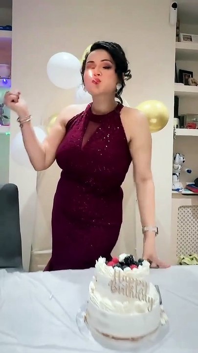 Happy birthday to me 😘❤️(MP4)
