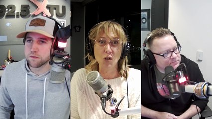 This Middle Schooler Paid For Everyone's Lunch!