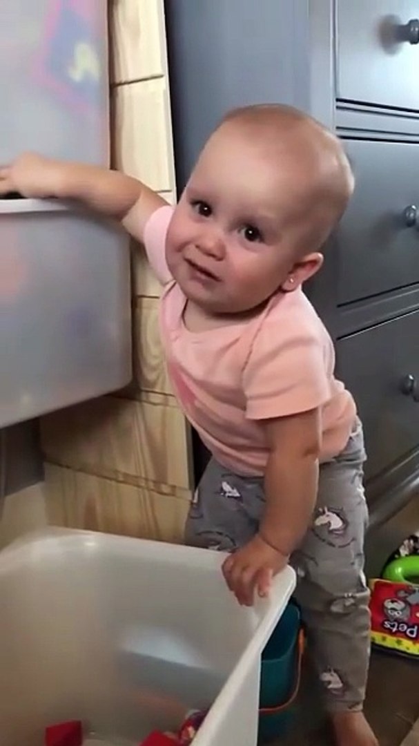 Baby funny moments 😁😹