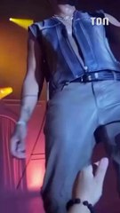 Le chanteur Mario victime d'une main baladeuse en plein concert