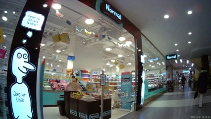 På Gallerian Krämaren i Örebro 1 Dec. 2025