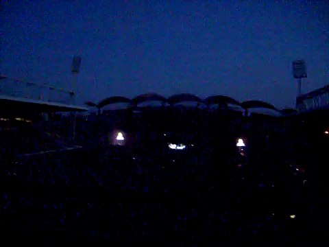 2000 - Johnny Hallyday - Concert au Stade de Gerland, Lyon (Coupure de courant – 18 Juillet)