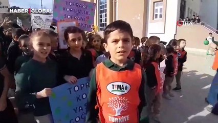 Bolu'da öğrencilerden erozyon farkındalığı için yürüyüş