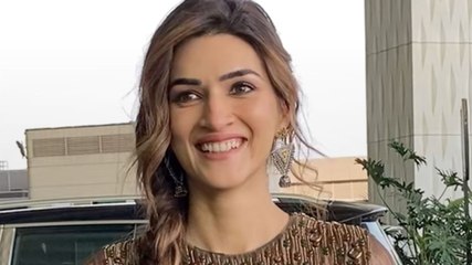 Kriti Sanon ने एयरपोर्ट पर फ्लॉन्ट किया इंडियन लुक!