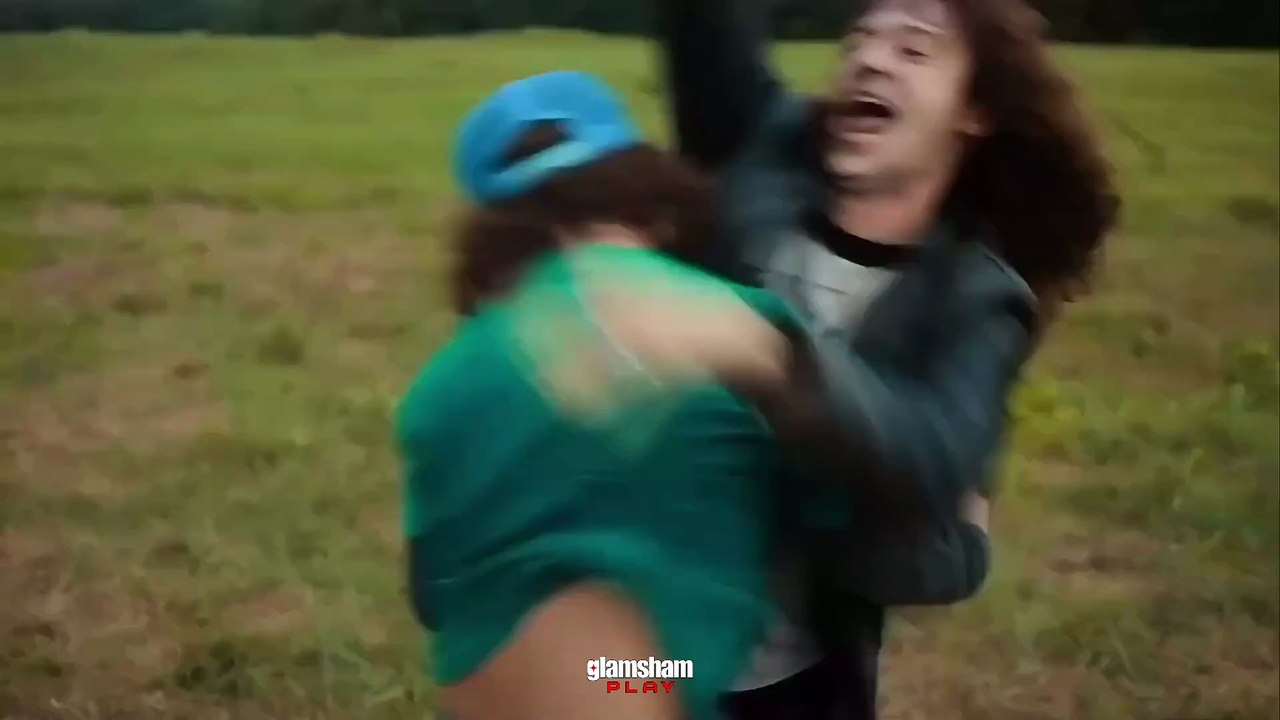 Some bonds hit you right in the feels; the kind that make a simple “never change” feel like a whole life lesson. Maybe that’s why this duo still lives rent-free in everyone’s heart.❤️   #glamsham #strangerthings #dustinhenderson #eddiemunson #neverchange