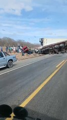 Acidente em Russas: condutor morre em colisão frontal