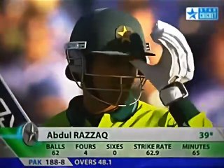 Abdul Razzaq’s Unbelievable Power Hitting 🔥🏏