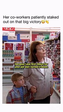 When Your Work Drama Pays Off: Lois vs. Mr. Pinter's Ultimate Showdown! 😂 (Malcolm in the Middle)