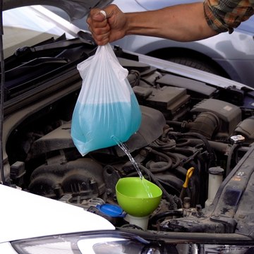 Best eco cleaning car hacks i've ever learned 🚘 #maintenance #carsoftiktok #mechanics #hacks #fyp #tips