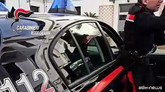 Si finge carabiniere e truffa un'anziana: arrestato a Reggio Calabria