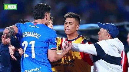 Así fue la cachetada que recibió Gabriel Milito tras finalizar el partido ante Cruz Azul