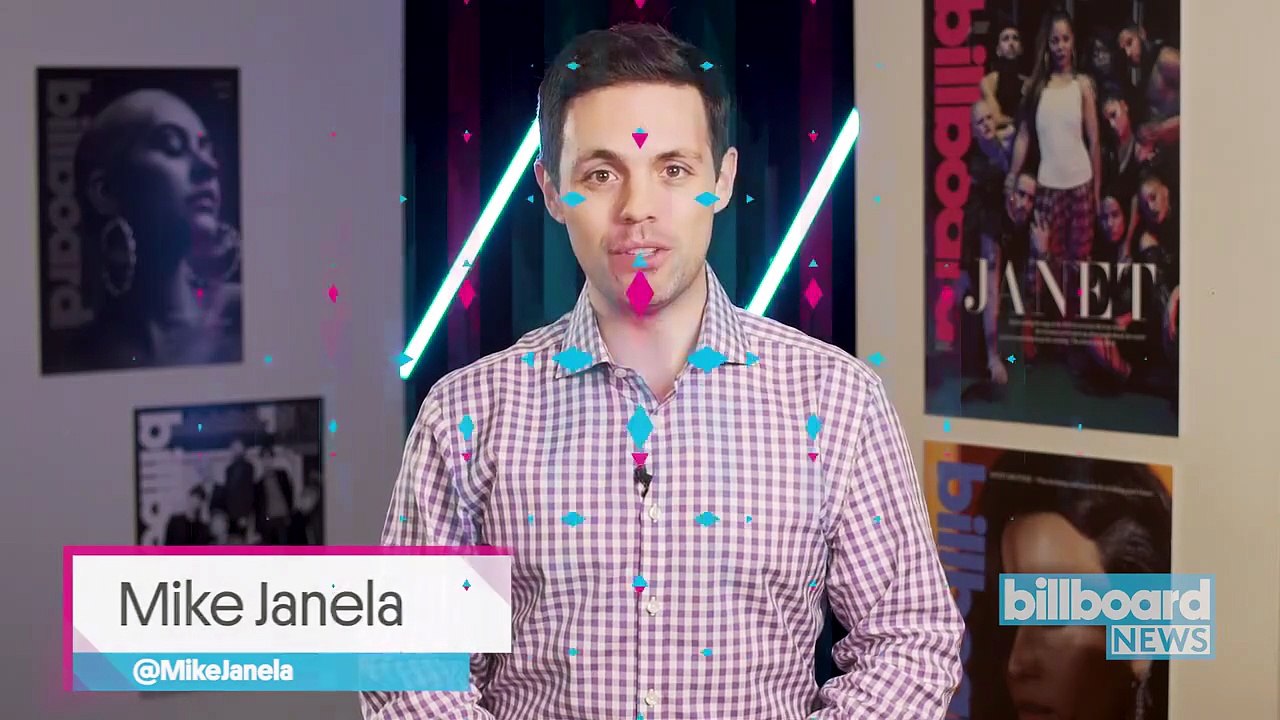 Christina Aguilera & Demi Lovato Unite For 'Fall In Line' at the 2018 Billboard Music Awards | Billboard News