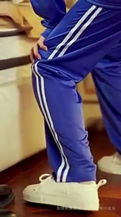 Framed for her by a biased family, she cut ties after prison they begged on their knees - Chinese - MiniCine 2025