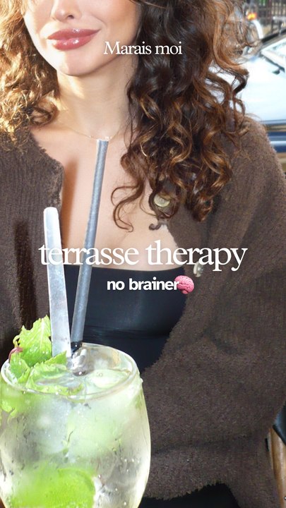 enfin pardon mais la différence est visible 🤨📍 Café Hugo : 22, place des vosges 75004 paris