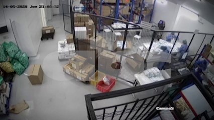 Muestran cómo supuestamente colocaron marcas a insumos para Salud