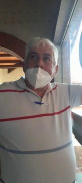 Escrachan a médico por no atender a pacientes.