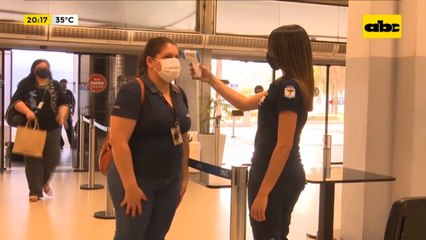 Lenta reactivación comercial en aeropuerto Silvio Pettirossi