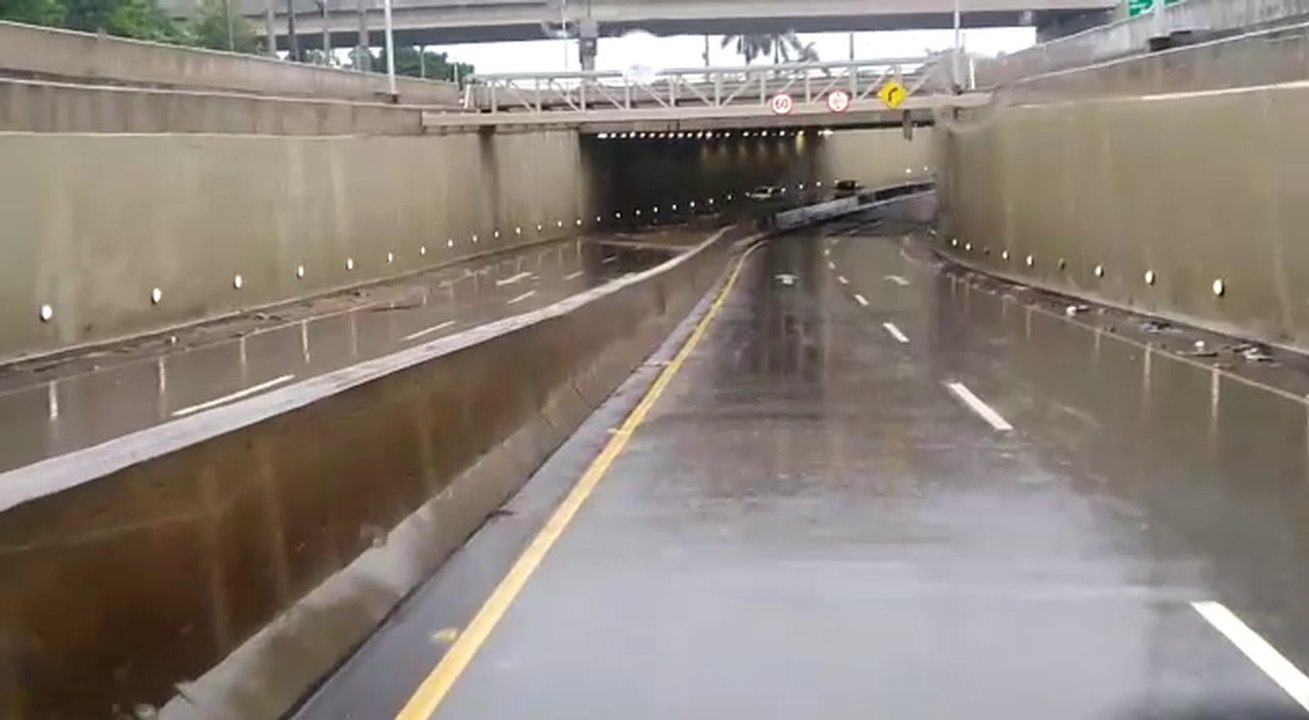 Acumulación de agua en el Super Viaducto