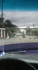 Camioneta de González Daher entorpece el tránsito en Luque