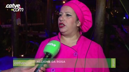 Alagamento atinge restaurante e dificulta entrada de clientes na Rua São Paulo