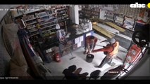Asaltante sorprende a empleados de una casa de repuestos en barrio Trinidad