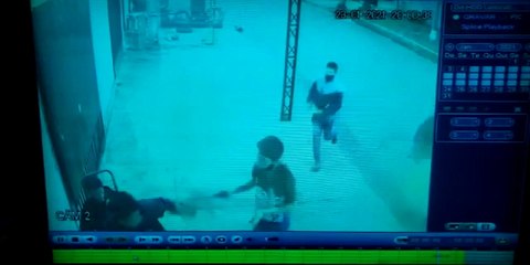 Asalto violento con dos heridos en el este