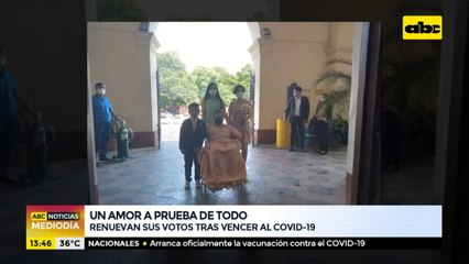 Pareja renueva sus votos tras vencer al COVID-19