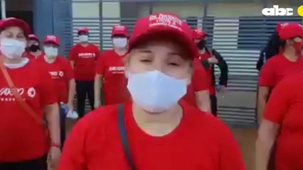 Adherentes de la ANR en Guairá apoyaron al presidente Mario Abdo Benitez.