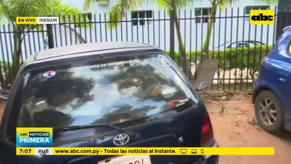 Familiares de pacientes acampan en el Ineram