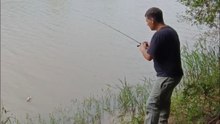 Se puso buena la pesca de bagres en el arroyo!