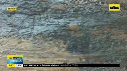 Cuadras enteras de caños rotos