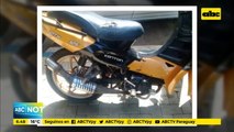 Detienen a mujer con una moto robada