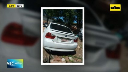 Dos jóvenes detenidos por supuesto robo de un vehículo