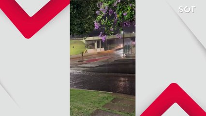 Temporal intenso transforma Ruas de Cascavel em rios e acende alerta de perigo