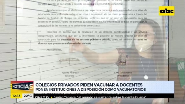 Colegios privados piden vacunar a docentes