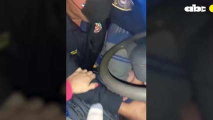 Familia denuncia presunta agresión policial y estos alegan resistencia y violación de la cuarentena