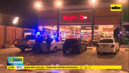 Biggies también fueron "invitados" a cerrar