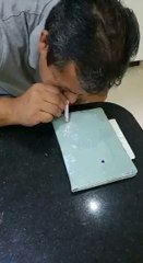 Padre del intendente Prieto bromea con polvo blanco