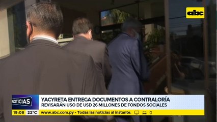 Yacyreta entrega documentos a contraloría
