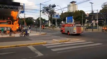 Incendio en estación de servicios ubicada en Asunción